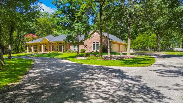 Huntsville, TX 77320,82 Dahlia RD