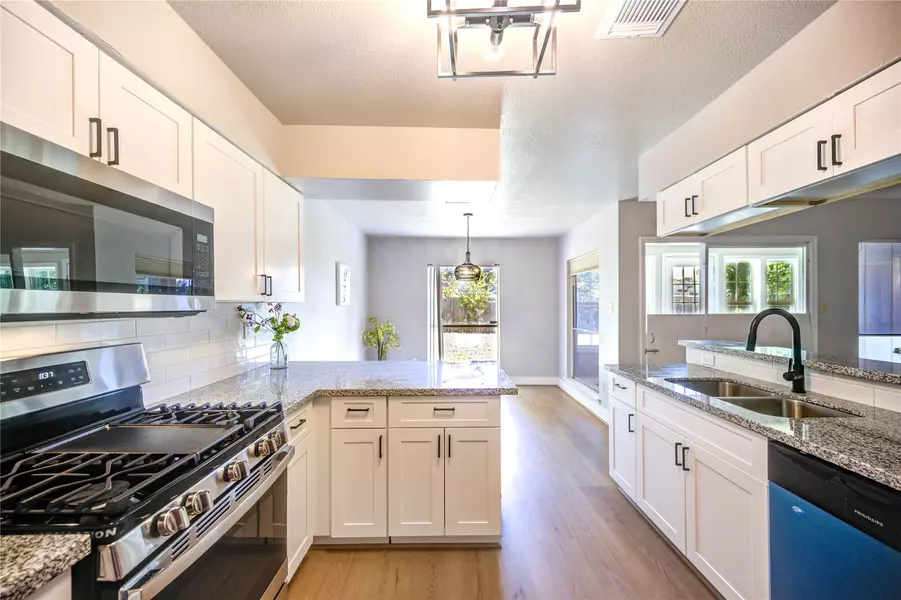 6711 Marisol DR, Houston, TX 77083