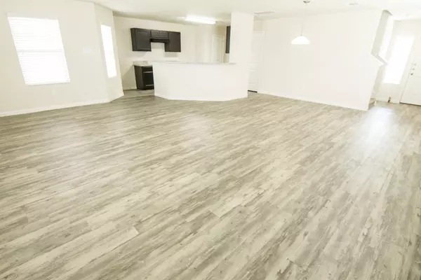 La Marque, TX 77568,913 Ember CT