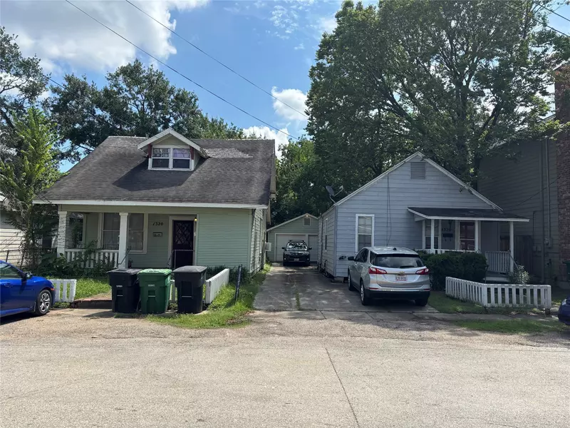 1320 Alexander ST, Houston, TX 77008