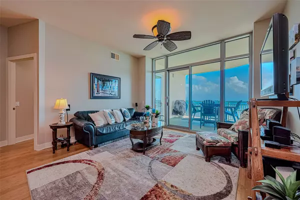 Galveston, TX 77550,801 E Beach DR #TW2108