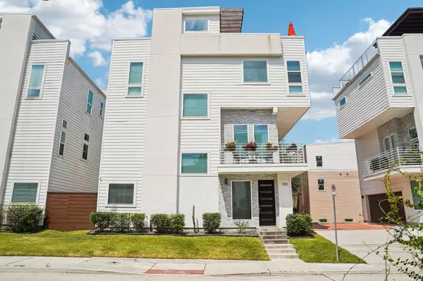 1313 Lakin ST, Houston, TX 77007