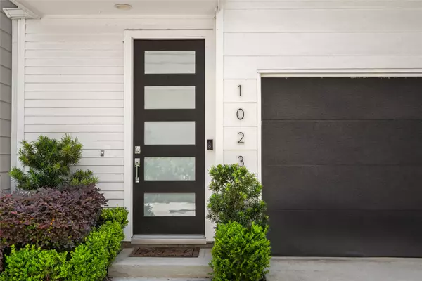 Houston, TX 77003,1023 Roberts ST
