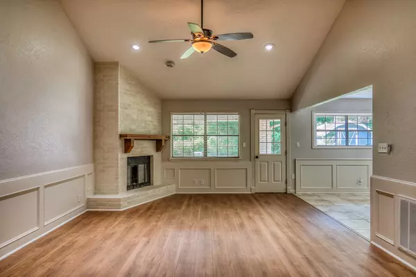 Bellville, TX 77418,216 Duerr DR