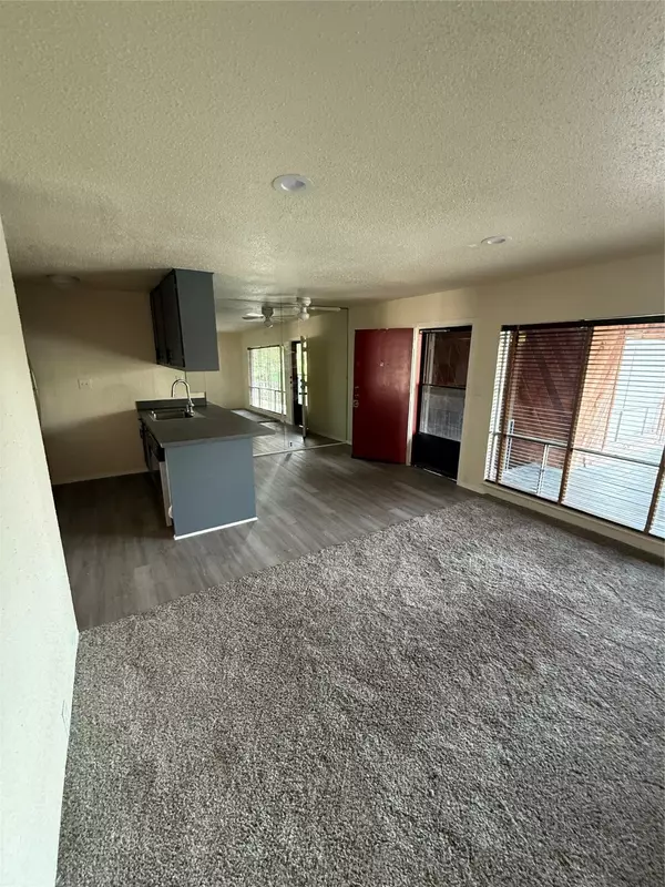 Houston, TX 77098,1849 Marshall ST #19