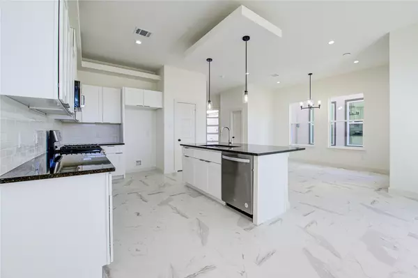 Houston, TX 77057,2931 El Fenice LN