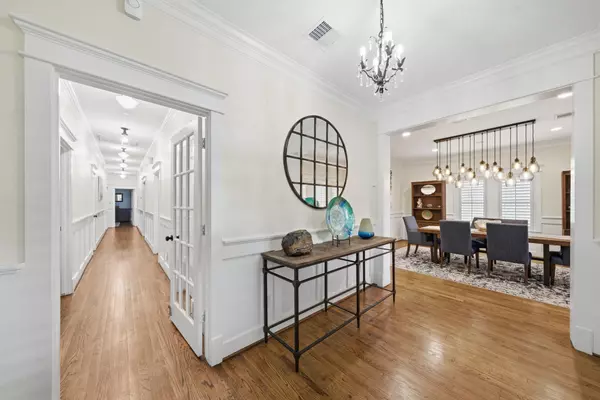 Houston, TX 77008,344 W 22nd ST