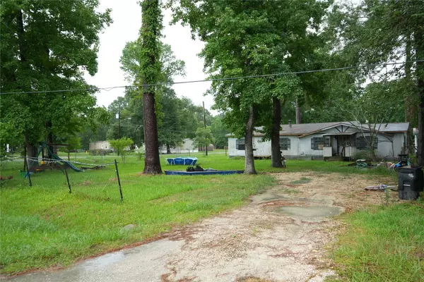 Old River Winfree, TX 77535,13211 Shady LN