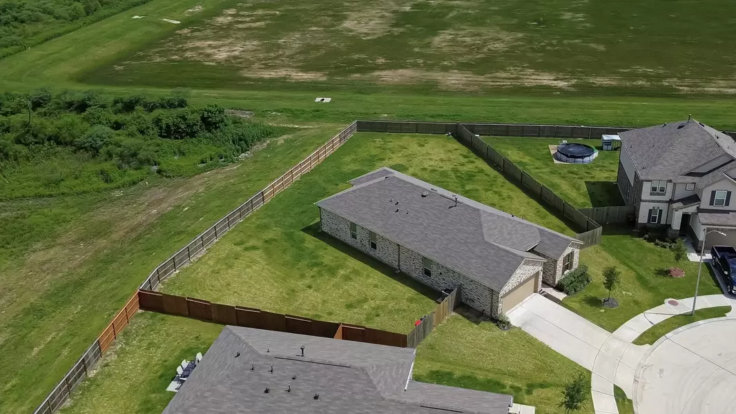 7227 Birchville DR, Rosharon, TX 77583