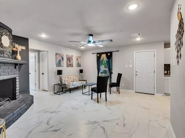 Houston, TX 77060,15123 Kaler RD