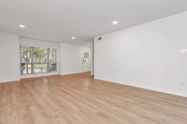 Houston, TX 77079,1365 Country Place DR