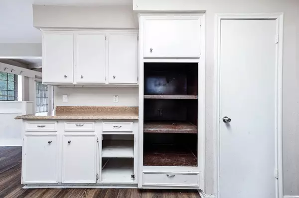 Houston, TX 77088,7526 Antoine DR