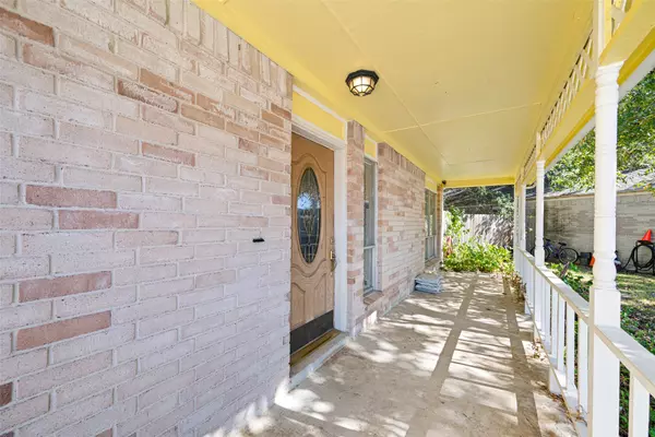 Pasadena, TX 77505,3711 Providence LN