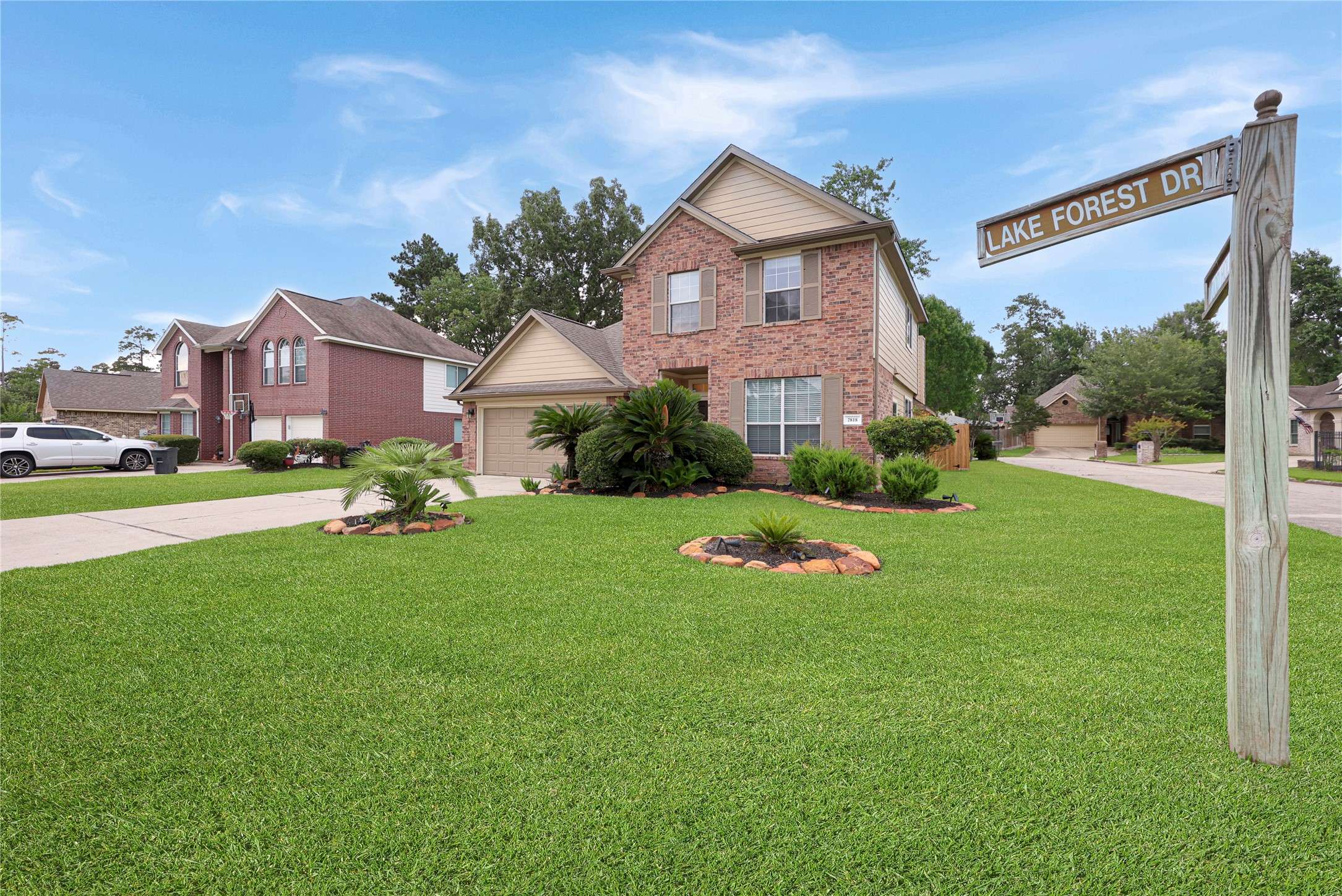 2818 Lake Forest DR,  Montgomery,  TX 77356