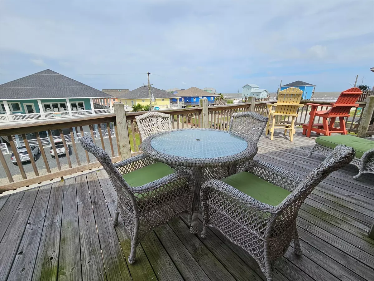 Crystal Beach, TX 77650,833 Kahla DR