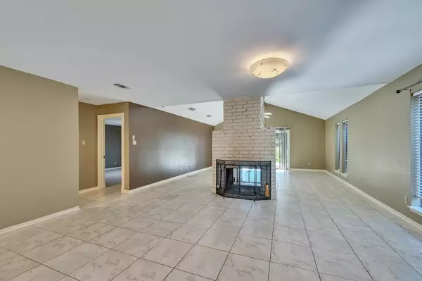 Houston, TX 77088,7750 Green Lawn DR
