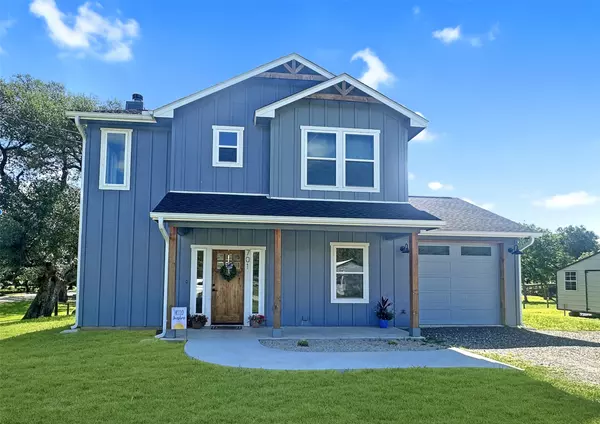 701 S Hudson ST S, Flatonia, TX 78941