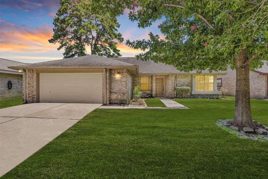 9019 Driftstone DR, Spring, TX 77379