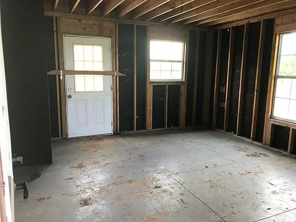 San Leon, TX 77539,24 E Bayshore DR