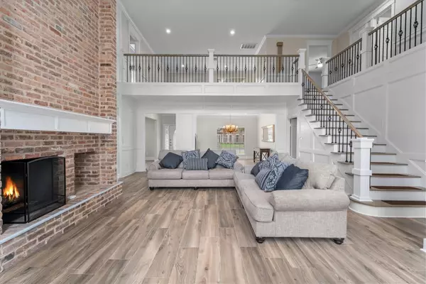 Houston, TX 77066,5523 Theall RD