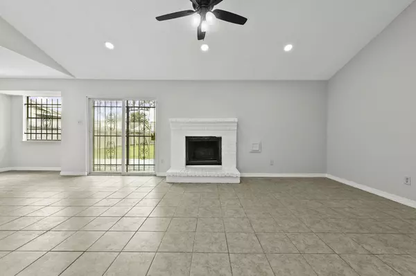 Houston, TX 77013,615 Wood Smoke DR