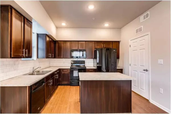 Tulsa, OK 74107,934 W 22nd ST
