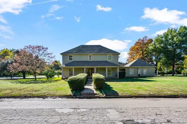 Crockett, TX 75835,141 S Grace ST