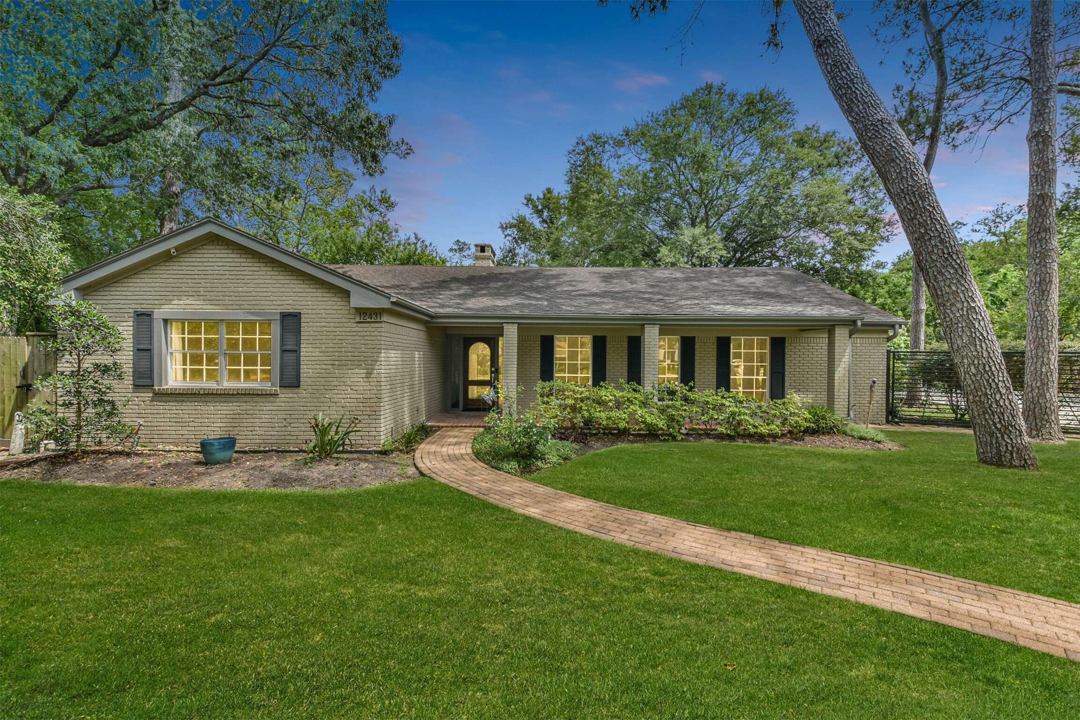 12431 Broken Bough DR, Houston, TX 77024