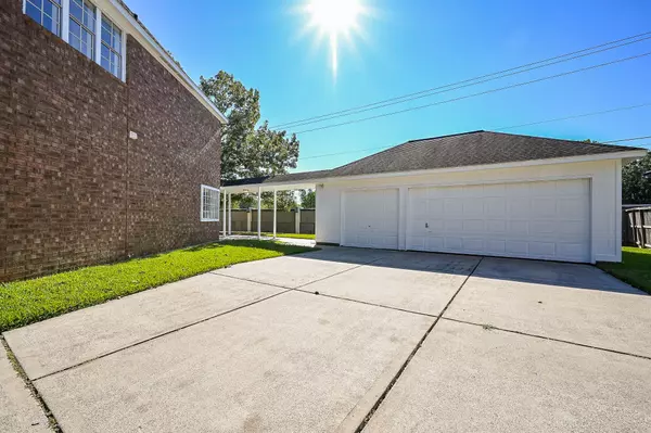 League City, TX 77573,2111 Walnut Creek DR