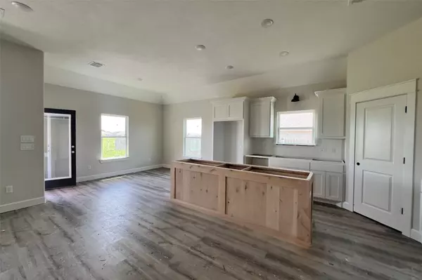 Snook, TX 77878,124 Turnrow Cove