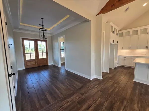 Brenham, TX 77833,400 Spring Creek RD