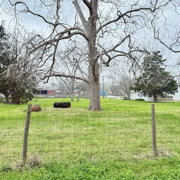 Brazoria, TX 77422,0 W Pearl ST