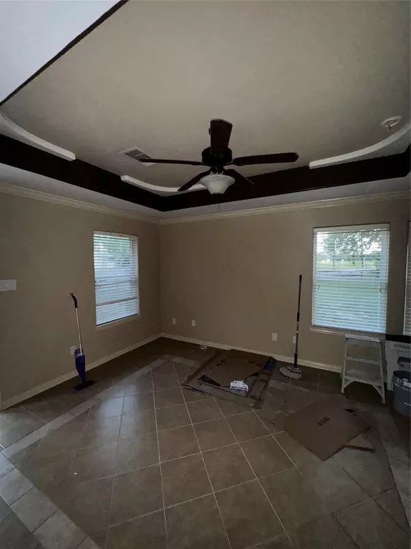 Pasadena, TX 77504,1138 B Llano ST