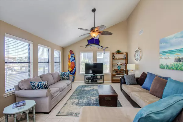 Jamaica Beach, TX 77554,16610 Flounder Way