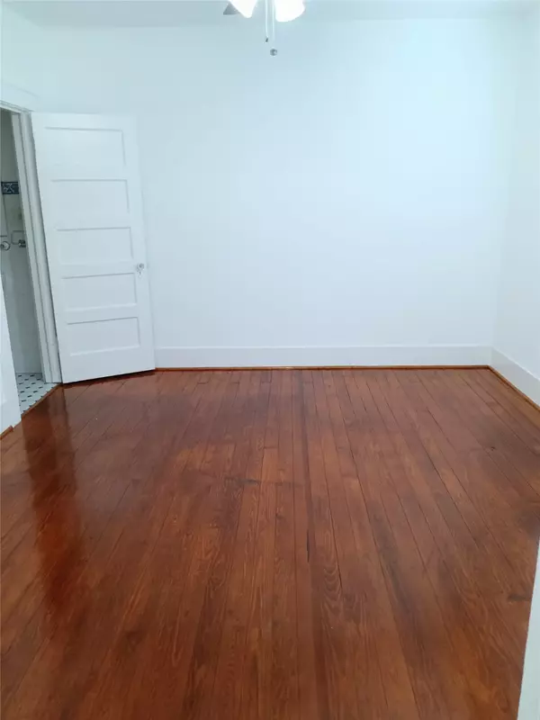 Houston, TX 77550,2924 Avenue P 1/2 #2