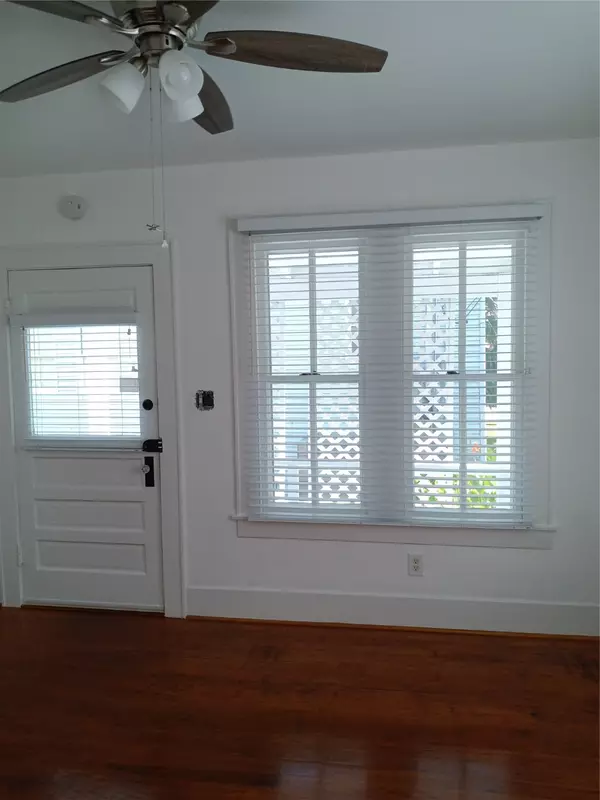 Houston, TX 77550,2924 Avenue P 1/2 #2