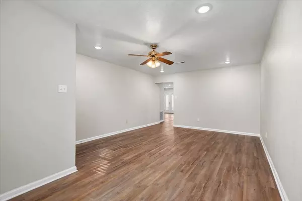 Baytown, TX 77521,112 Grantham RD