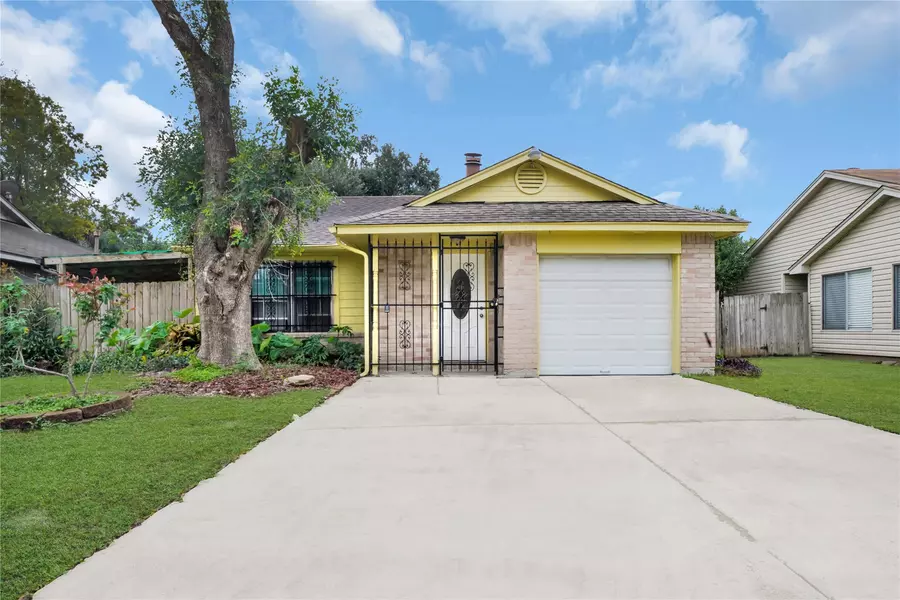 11907 E Marsham CIR, Houston, TX 77066