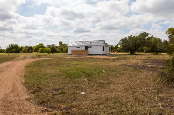 Ledbetter, TX 78946,8654 FM 2145 RD