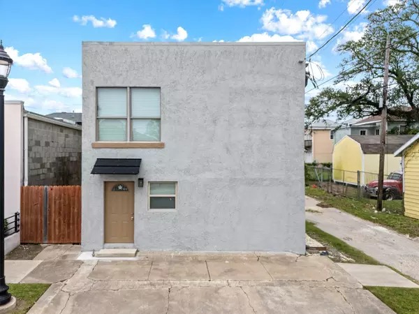 1010 27th Street Unit, Galveston, TX 77550