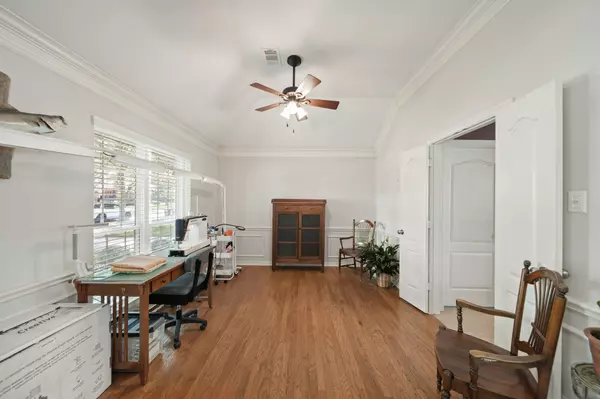 Sugar Land, TX 77478,4203 Magnolia LN