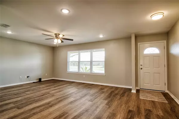 Shiner, TX 77984,221 W Wagner ST