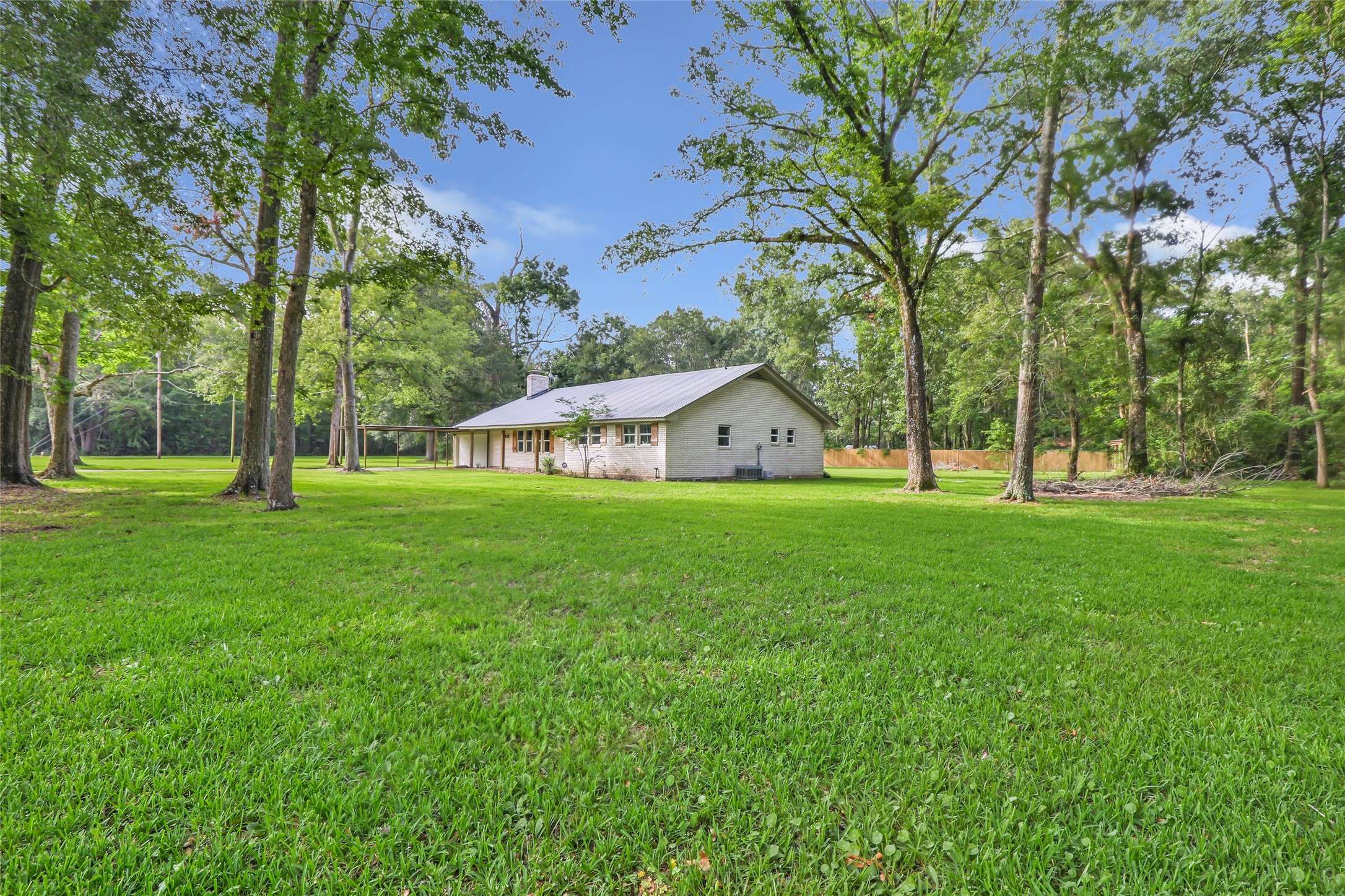 Huffman, TX 77336,3014 Inland RD