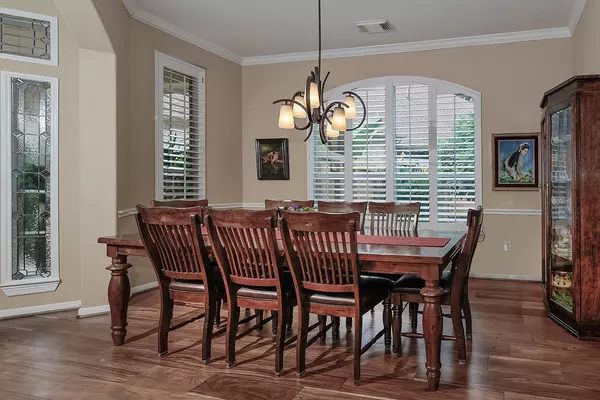 The Woodlands, TX 77384,9 Northcastle CT