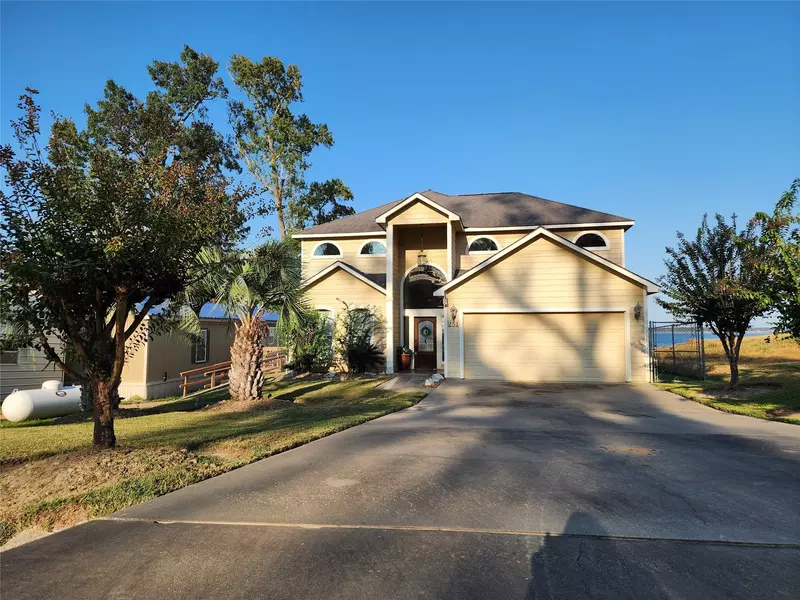 231 Key Largo LOOP, Point Blank, TX 77364