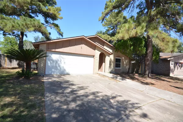 906 Arrow Lake DR, Katy, TX 77450