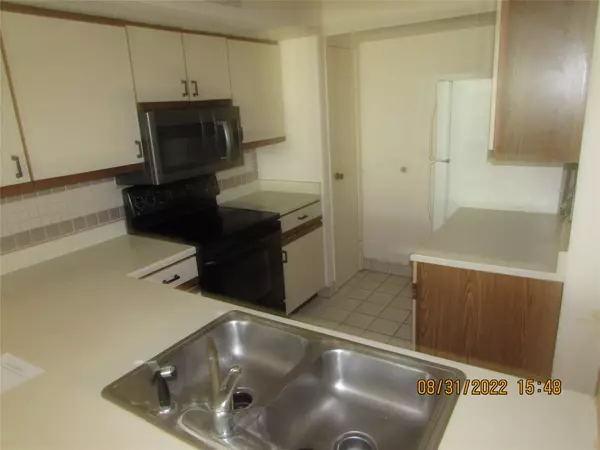 La Porte, TX 77571,3739 Sunrise DR