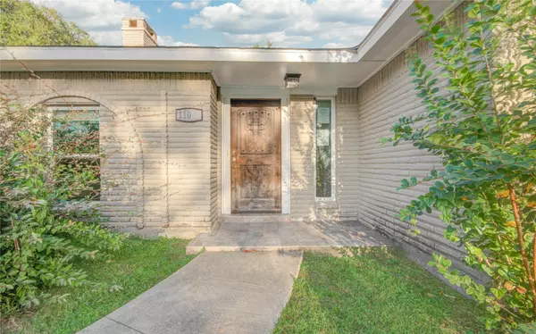 Houston, TX 77096,11007 Hillcroft AVE