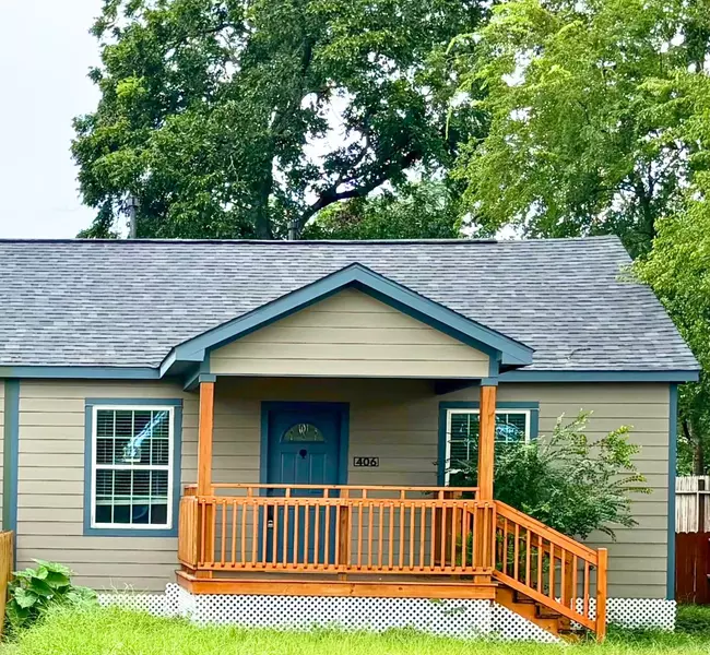 406 McPhail ST, Tomball, TX 77375
