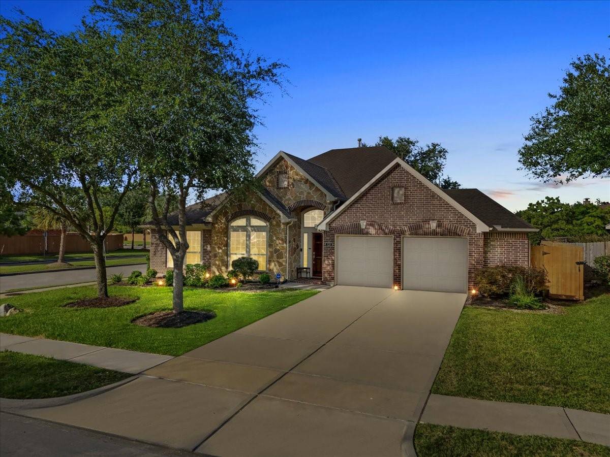League City, TX 77573,528 Millers Water LN